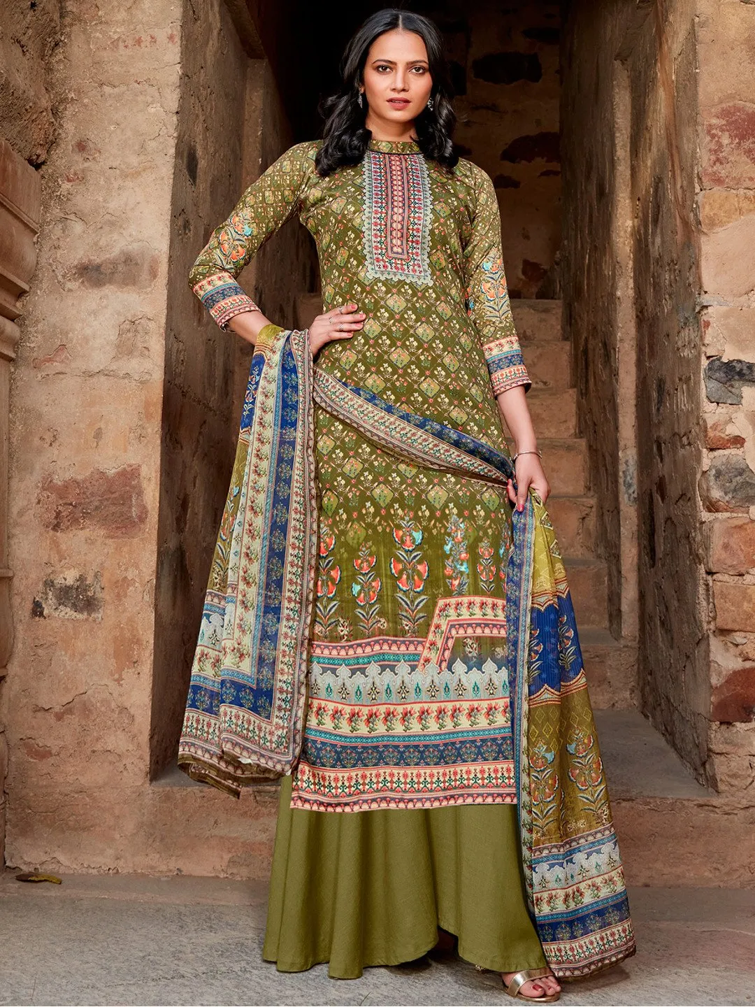 Women's Green Unstitched Cotton Suit Material with Chiffon Dupatta